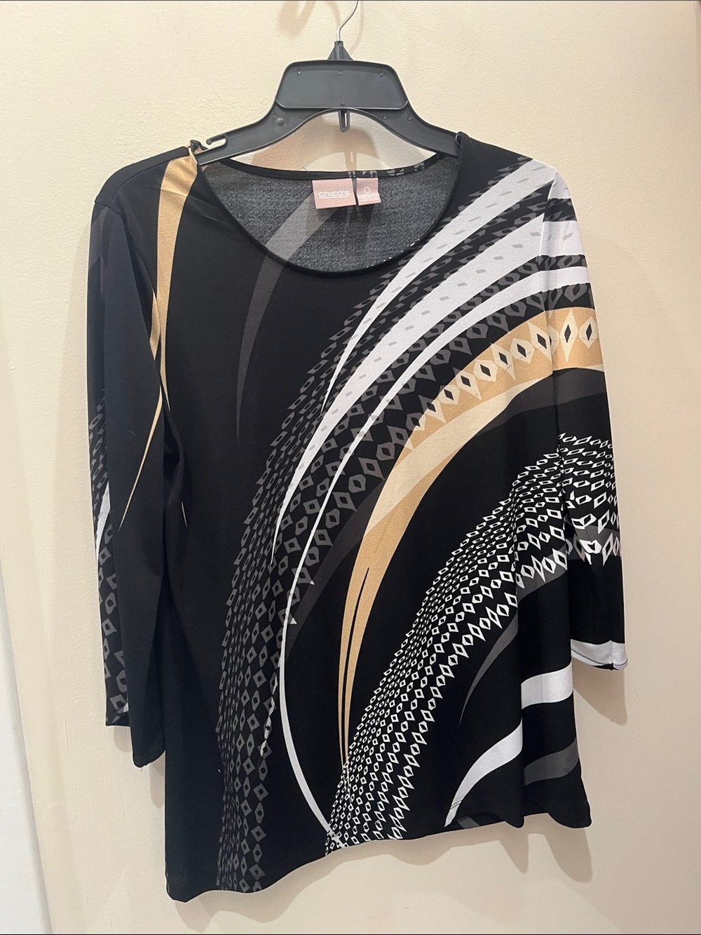Chico's Black, Gold & White Abstract Curve-Print Long Sleeve Top